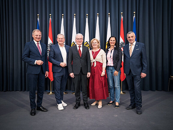 Ehrung_Erich_Grasegger.jpg  
